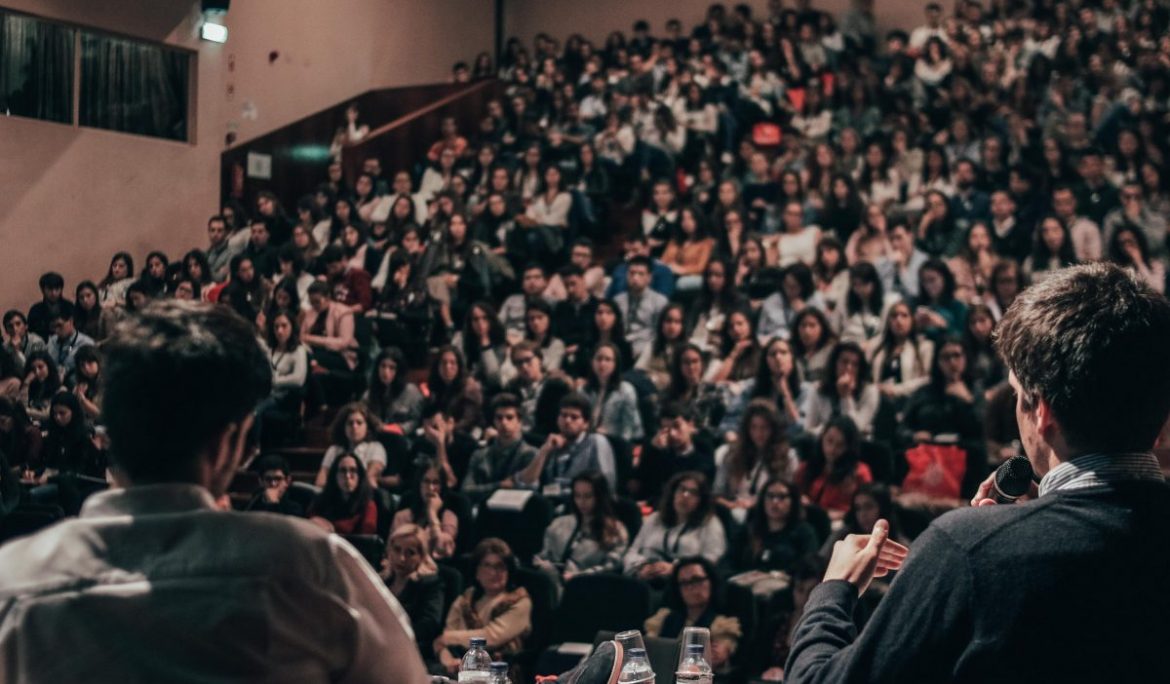 Все средства «хороши»: как заманивают на курсы по ГИСу